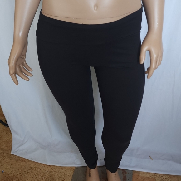 vld Pants - Black Buttety Soft Leggings